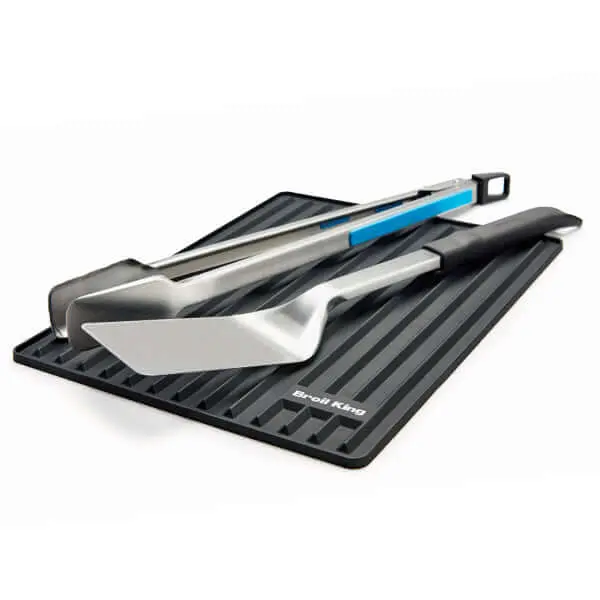 Broil King Magnetic Silicone Side Shelf Mat – Compatible With Regal Pellet Models 1