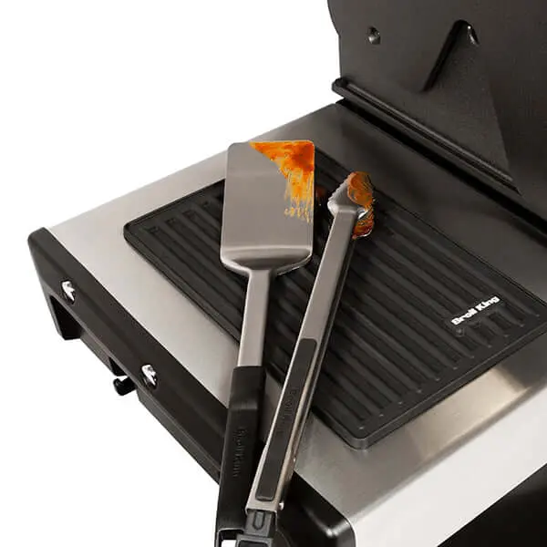 Broil King Magnetic Silicone Side Shelf Mat – Designed For Crown Pellet Grills 1