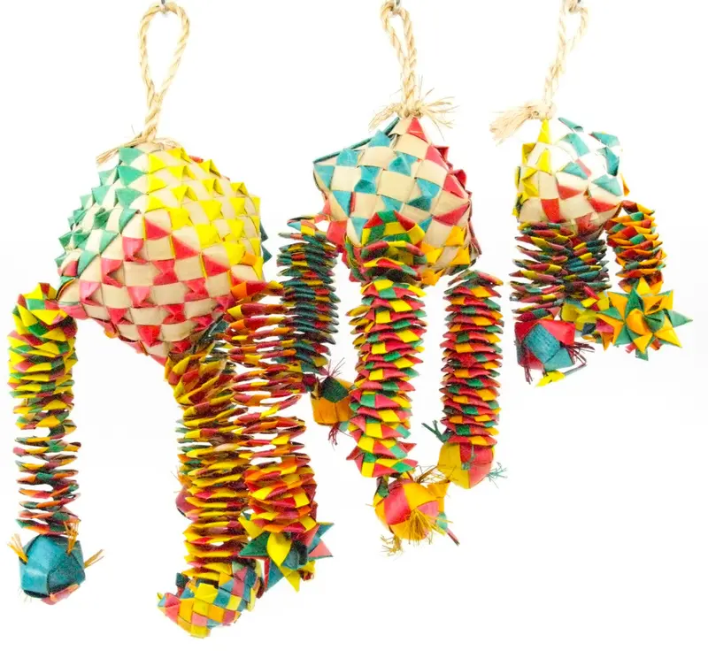 Diamond-Shaped Bouncing Toy For Birds 1