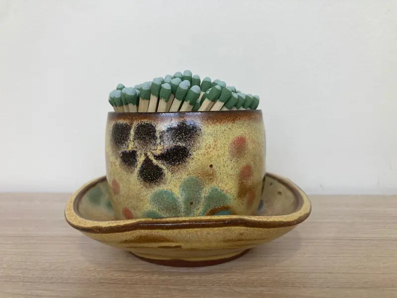 Jenifer Lee Baldwin Matchbox Set With Vintage-Inspired Designs 1