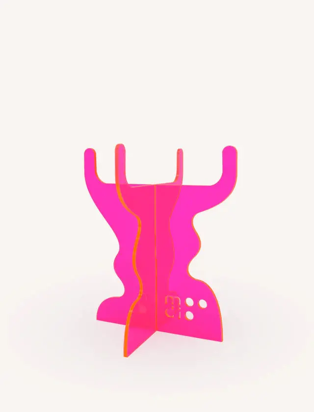 Moodio Canyon-Inspired Minimalist Plant Stand 1