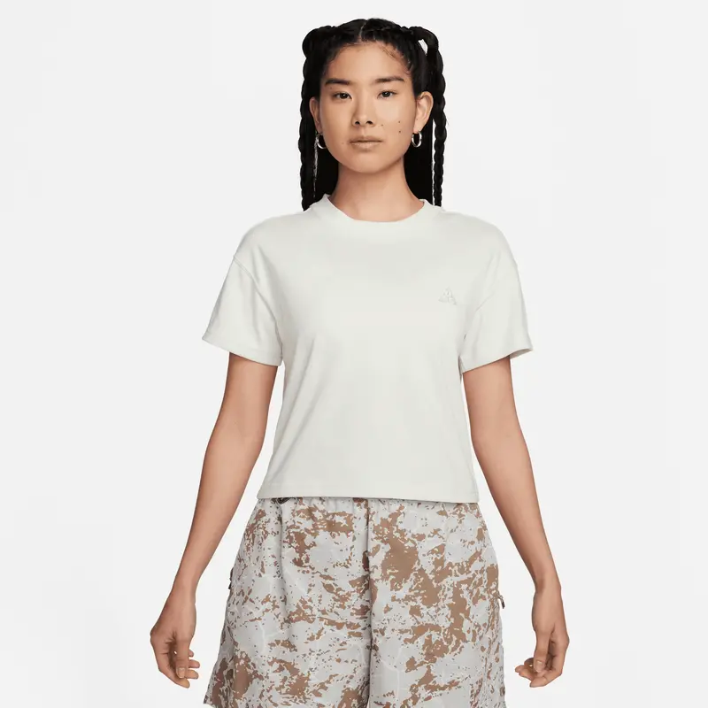 Nike Acg Dry-Fit Advanced Short-Sleeve Tee 1