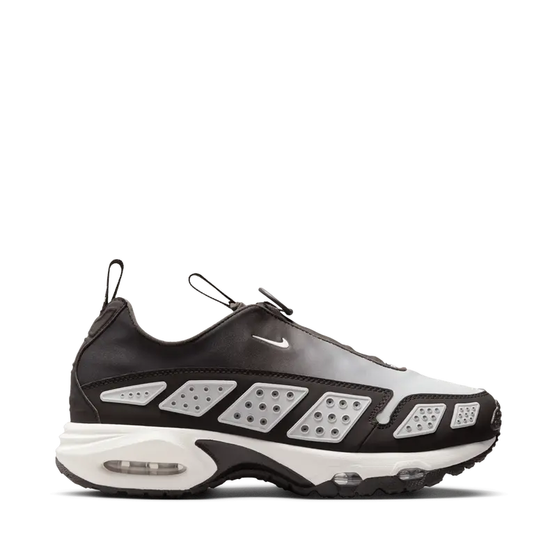 Nike Women'S Air Max Sndr Fashion Sneakers 1